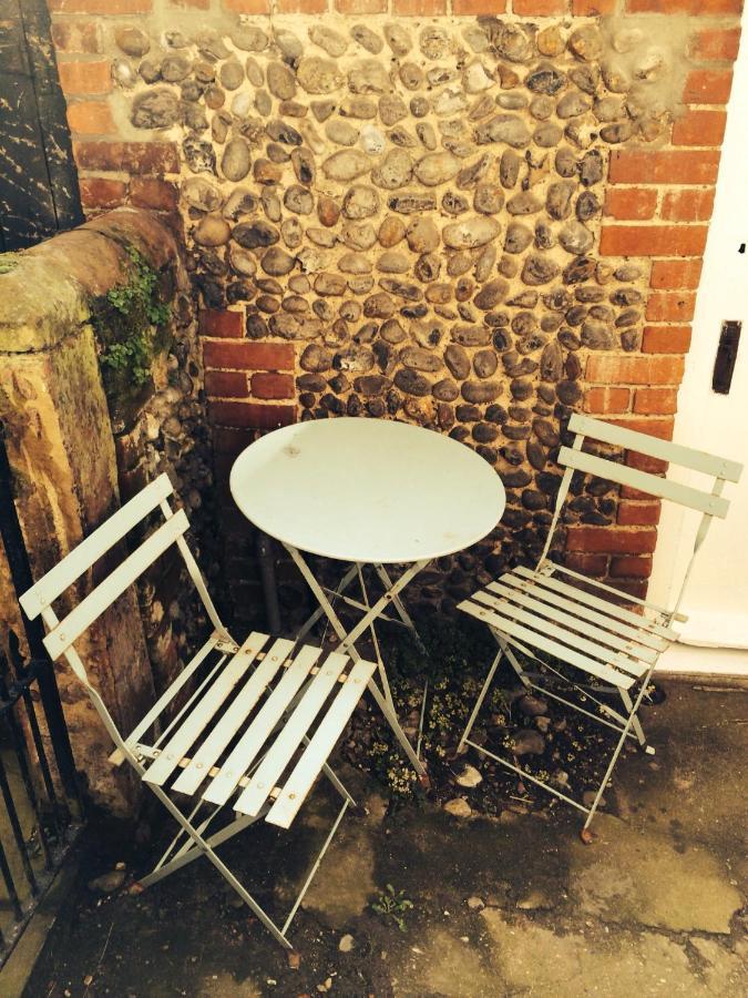 2 Bedroomed Fisherman'S Cottage Near Quay Blakeney  Exteriör bild