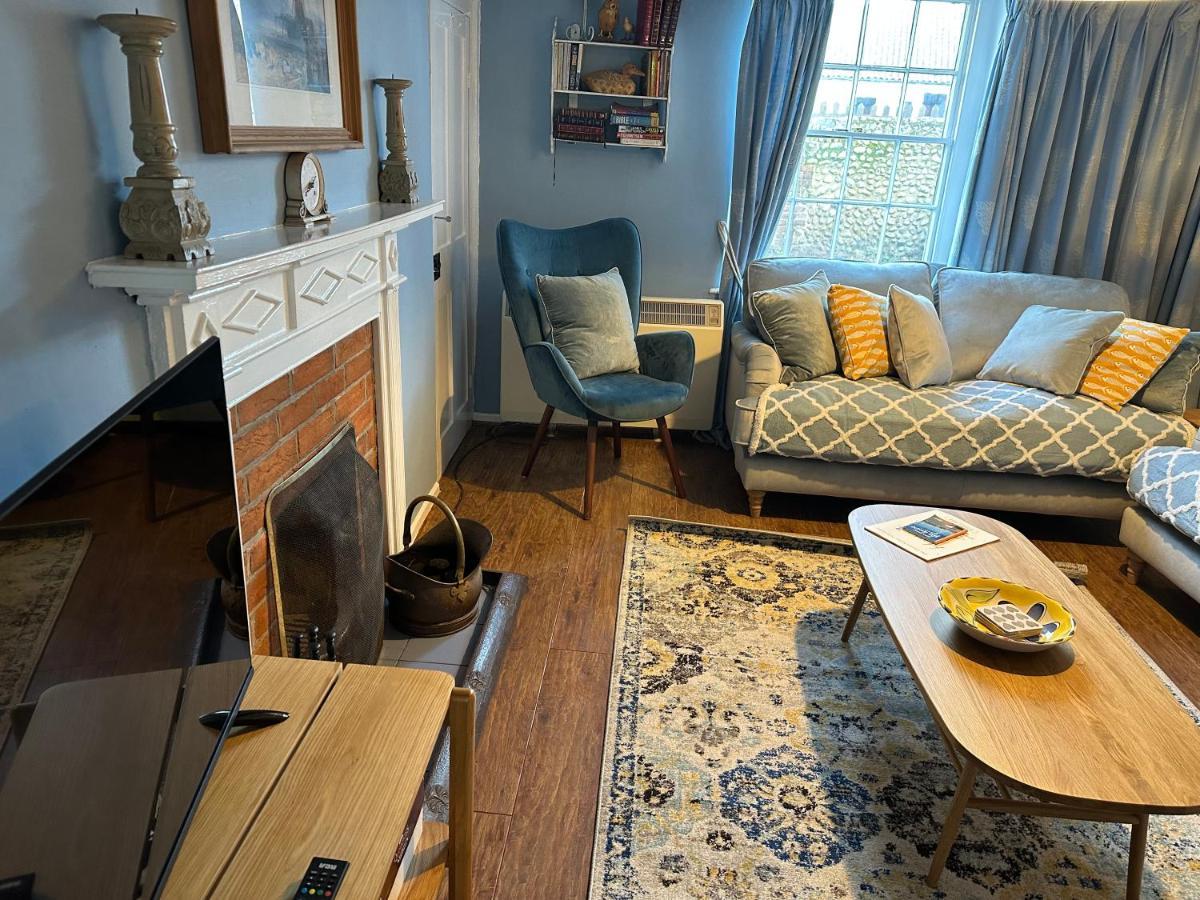 2 Bedroomed Fisherman'S Cottage Near Quay Blakeney  Exteriör bild